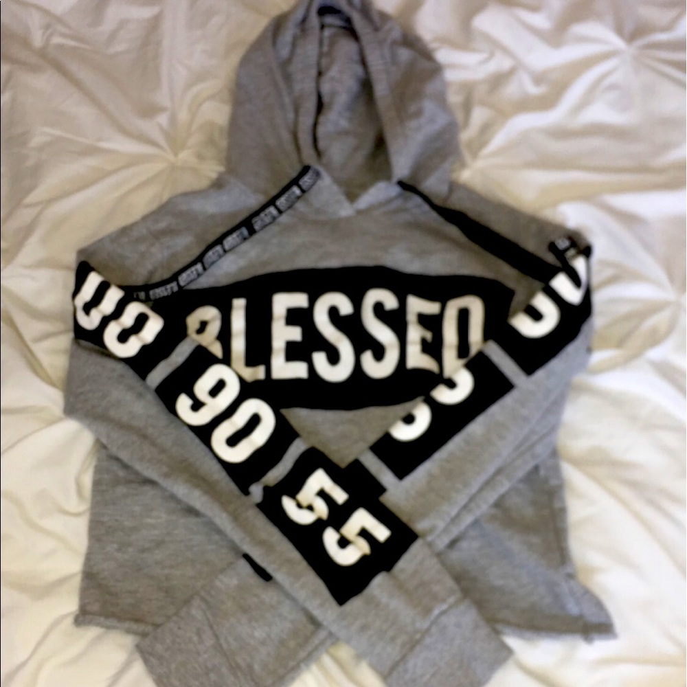 cropped hoodie